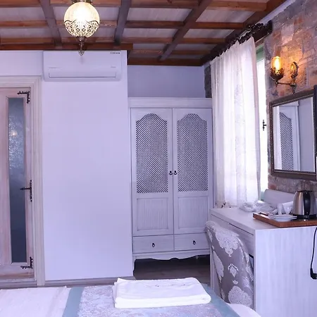 Celsus Boutique Hotel 5*