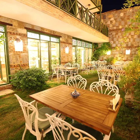 酒店 Celsus Boutique 3*