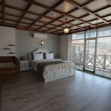 Celsus Boutique 3*