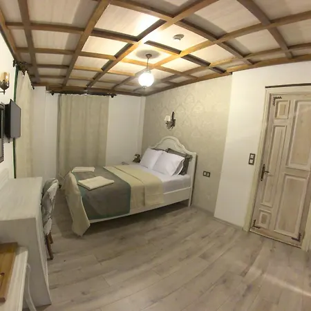 Celsus Boutique 5*