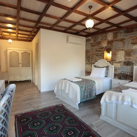 酒店 Celsus Boutique 3*