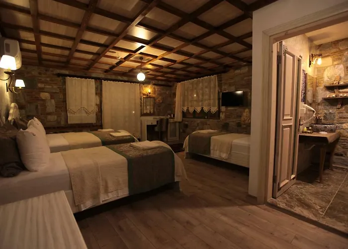 Celsus Boutique Hotel 3*